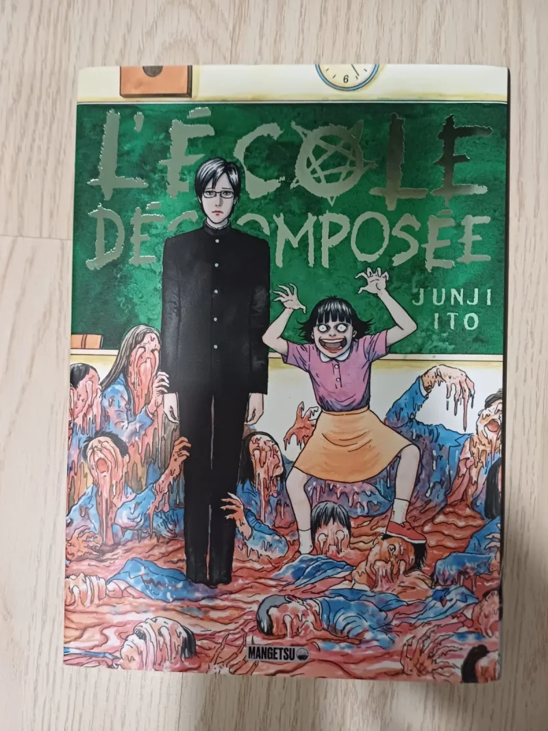 Junji Ito école décomposée